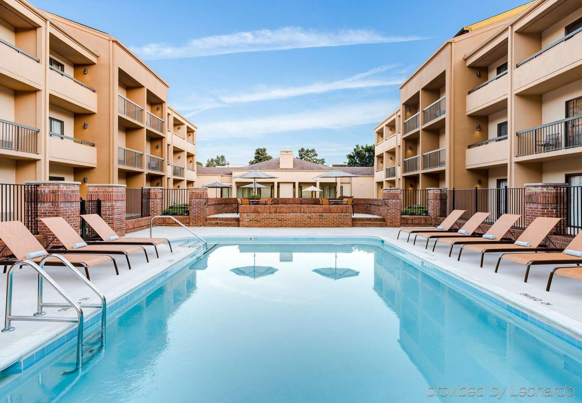 Courtyard By Marriott Raleigh Cary Hotel Exterior photo